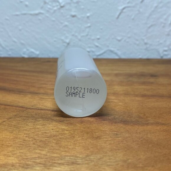 SK-11 Facial Treatment Essence 1oz. Travel Size - Picture 3 of 4